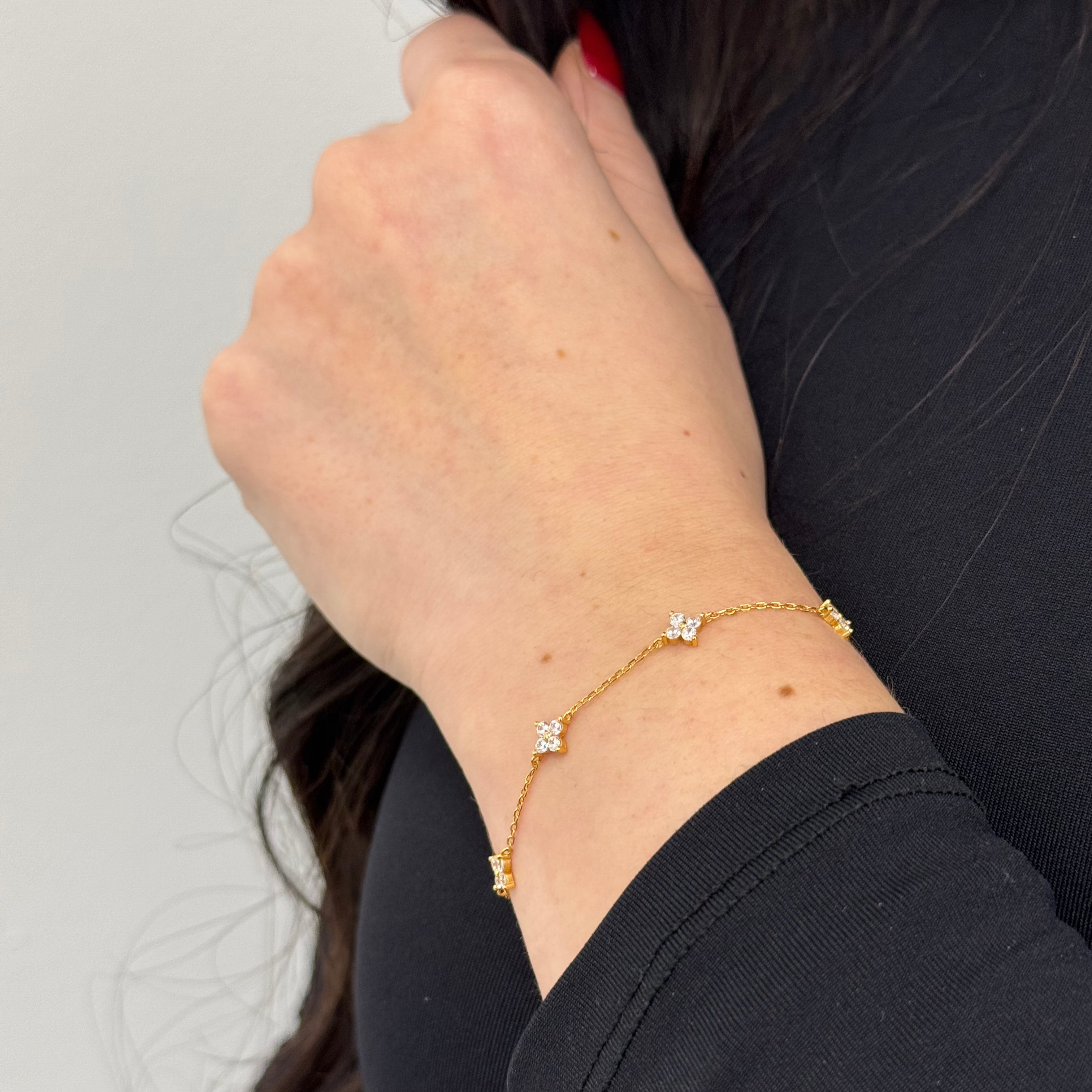 Blumen Armband Damen – Armkette in Silber & Gold als Geschenk