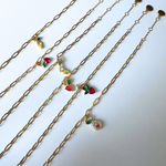 Paperclip-Gliederarmband in Gold mit verschiedenen Obst-Charms, eleganter Look