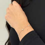 Blumen Armband Silber – filigrane Armkette für Damen, elegant & modern
