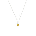 Nahaufnahme Citrin Herz mit Kette – Silber, gelber Zirkonia im Herzschliff als Geschenk für Freundin oder Mutter.