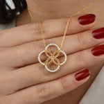 Elegante Flora Kette Gold, Schmuckstück für Damen & Geschenkideen