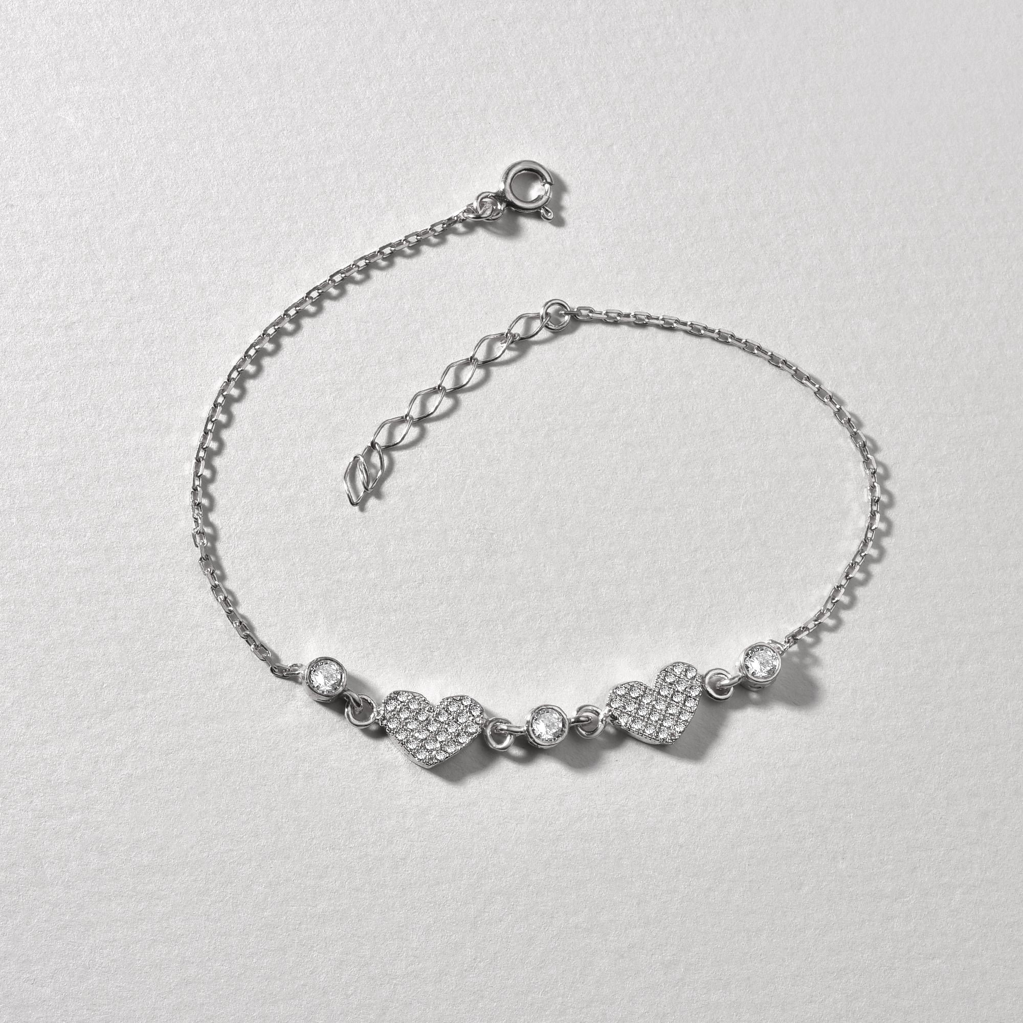 Herz Armband Silber – elegantes Damen Armband mit Herz Design