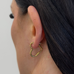 Zeitlose Herz Creolen in Gold – modernes Accessoire für Damen