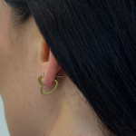 Goldene Herz Ohrringe – moderne Creolen für Damen, stilvoll & romantisch