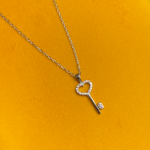 Romantische Herz Schlüssel Halskette Silber – Symbol für Liebe