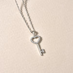 Herz Schlüssel Halskette Silber – elegante Damenkette mit Herzanhänger