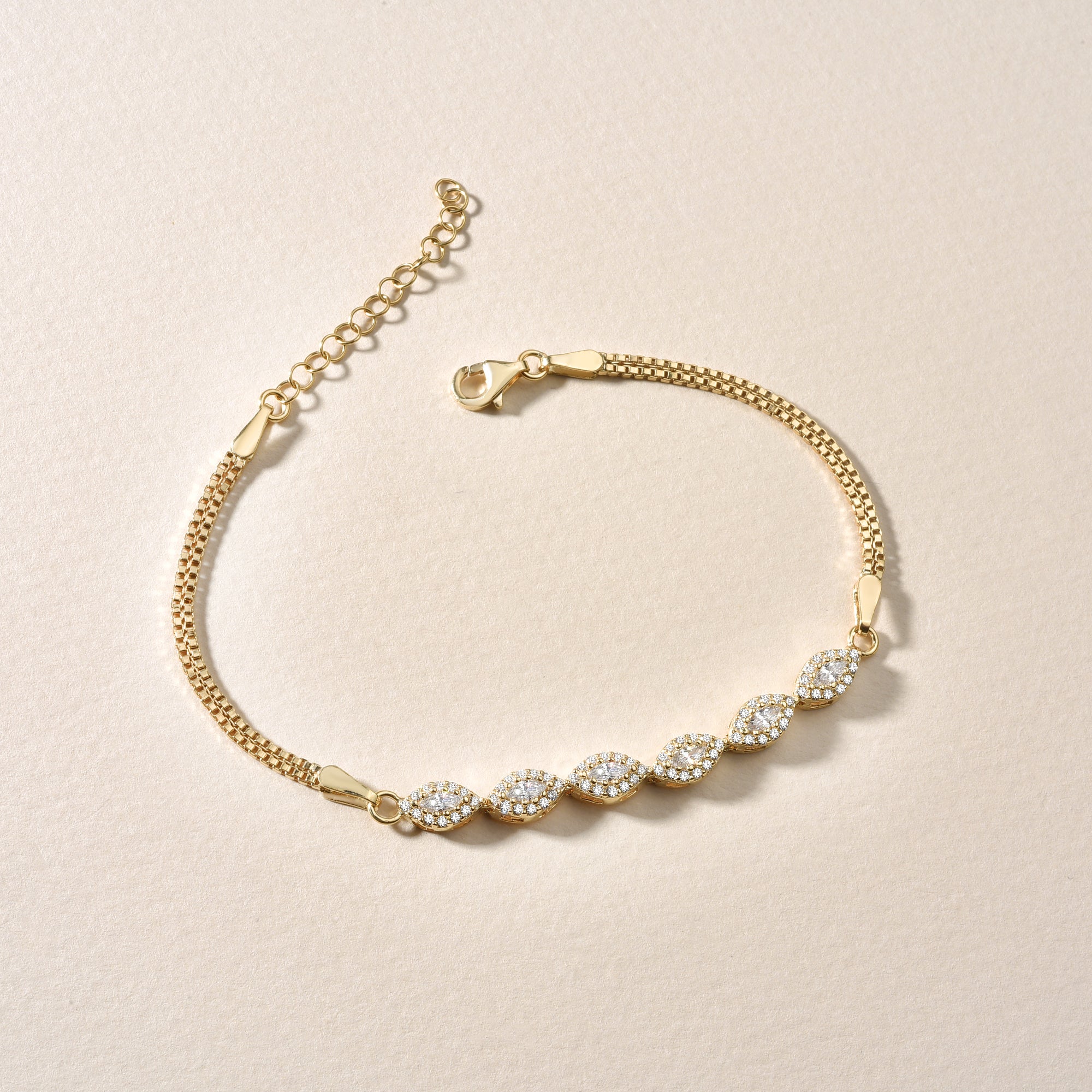 Produktfoto: Navet Zirkonia Armband Gold wasserfest, 925 Silber vergoldet, verstellbar 17+3 cm.