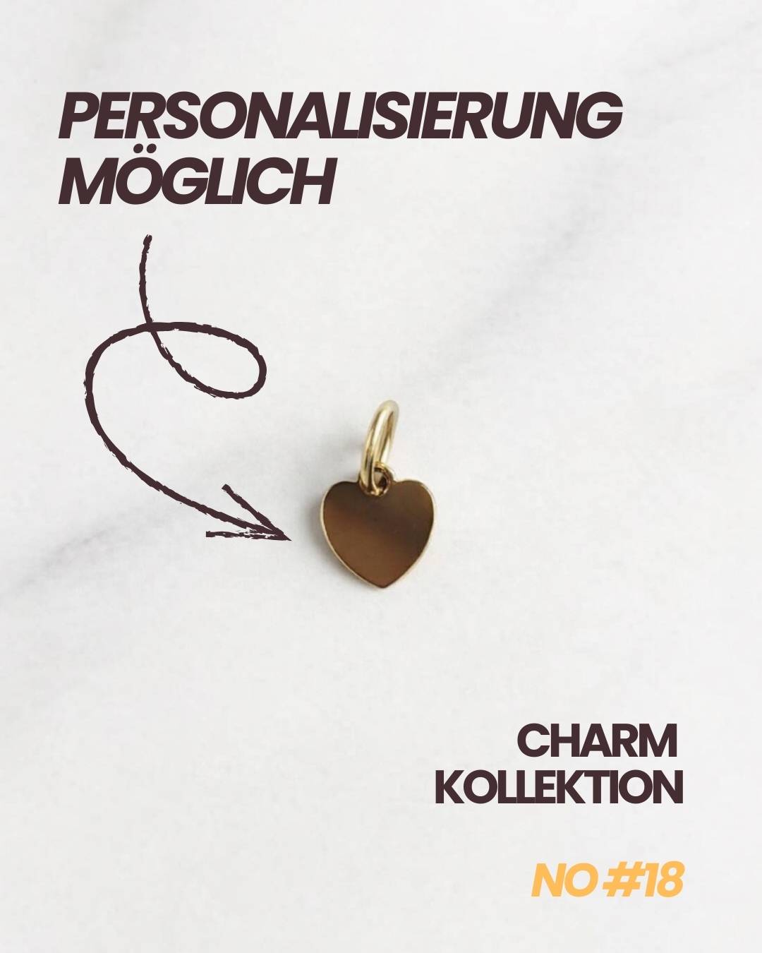 Personalisierbarer Santorini Charm in Herzform, goldfarben, als Teil der Charm Kollektion No. 18.