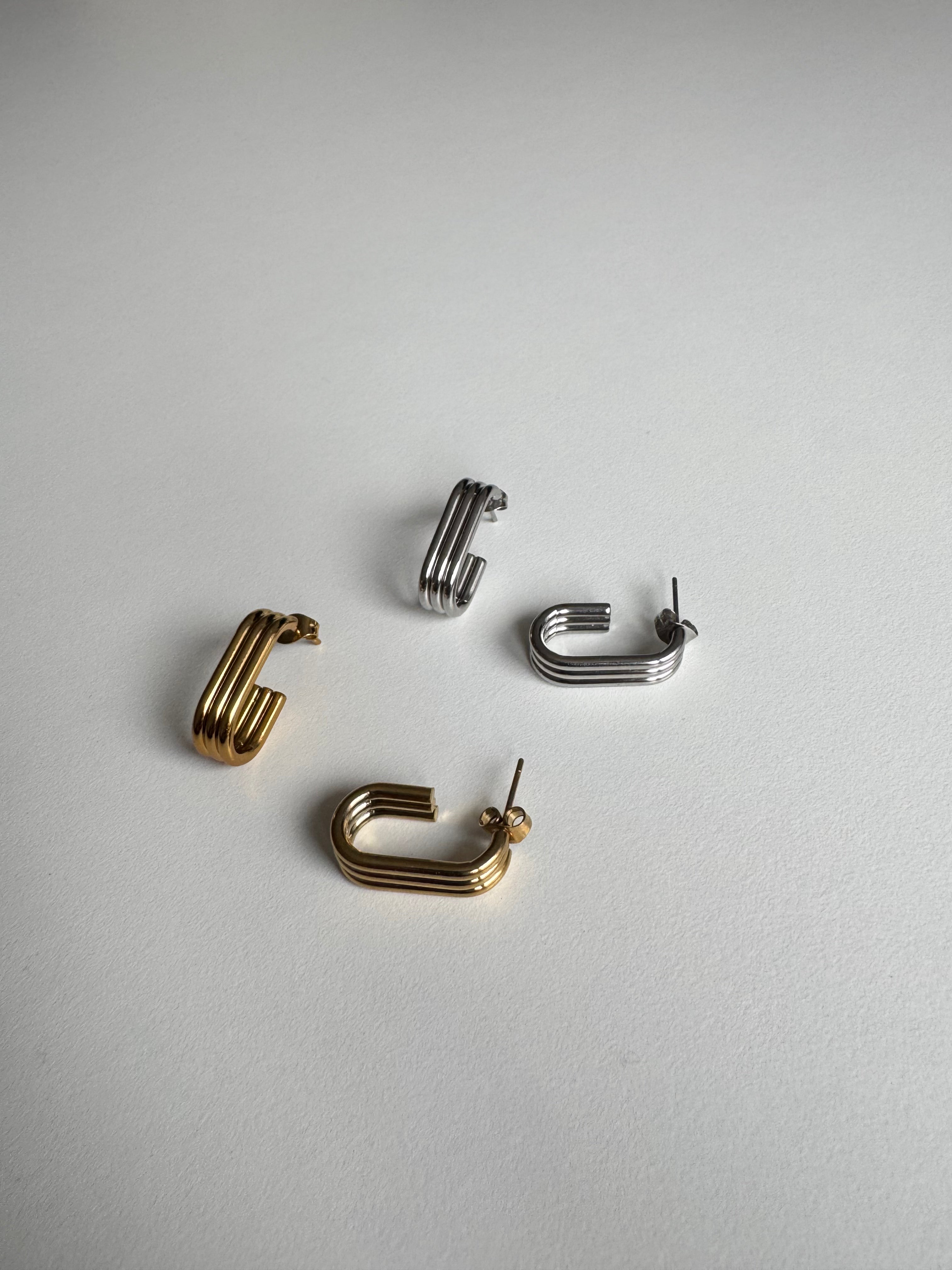 Elegante silberne Ohrringe Triple Hoop für Alltag & Business