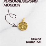 Vienna Charm Gold: personalisierbar, Schmetterling-Coin mit feinem Stein, minimalistisches Design.