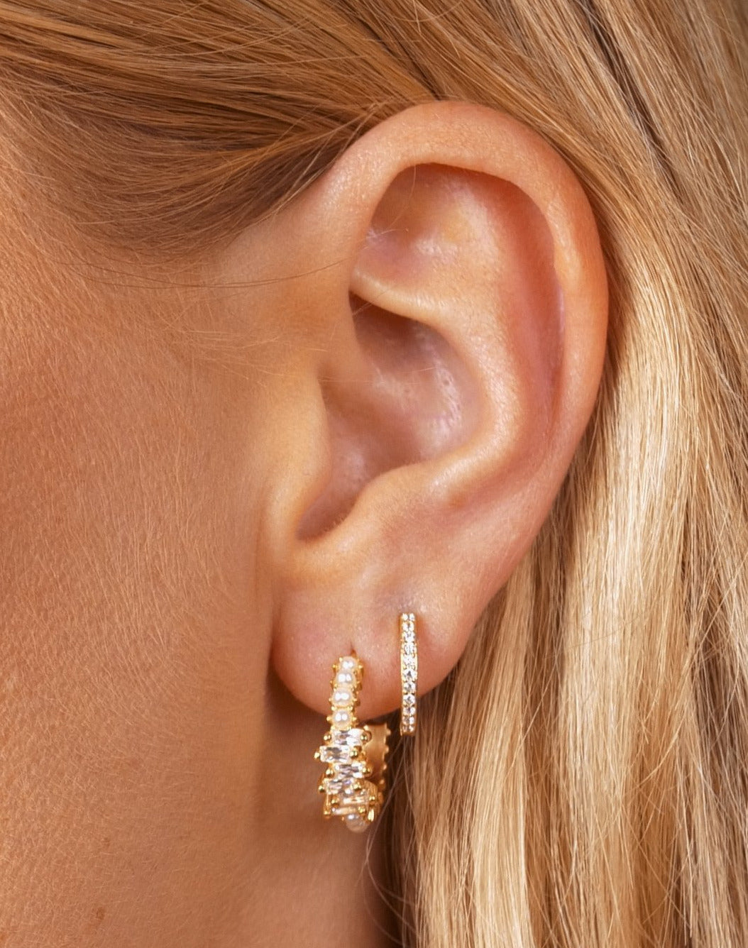 Pearl X Baguette Earring - Gold