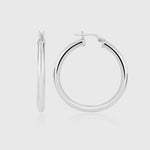 Bump L Creolen in Silber aus 925 Sterling Silber mit Klappenverschluss.