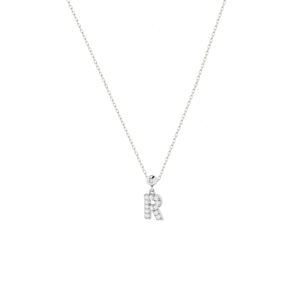 Zarte Silberhalskette mit funkelndem Charm Letter R aus Zirkonia.
