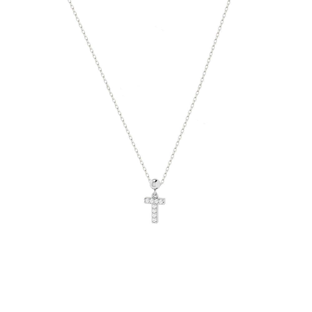 Zarte Silberhalskette mit funkelndem Charm Letter T aus Zirkonia.
