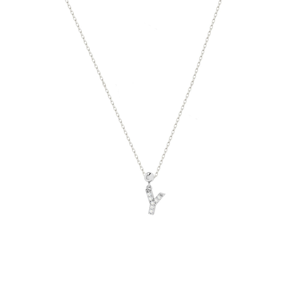 Zarte Silberhalskette mit funkelndem Charm Letter Y aus Zirkonia.