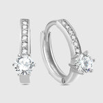 Creolen Shiny Solitaire aus 925 Silber mit Zirkonia-Stein und Pavé-Besatz von Dkeniz.