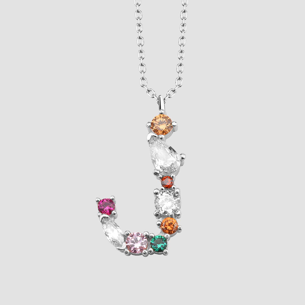 Fancy Crystals Mix Letter Halskette Silber 925 – Buchstabe J Anhänger, Zirkonia-Mix, glänzend.