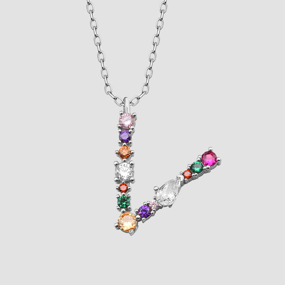 Buchstaben-Kette Silber 925 – Fancy Crystals Mix Letter V mit Zirkonia-Mix in verschiedenen Schliffen.