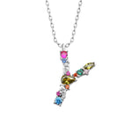 Fancy Crystals Mix Letter Kette Silber 925 – Buchstabe Y Anhänger mit Zirkonia-Mix, Detailansicht.