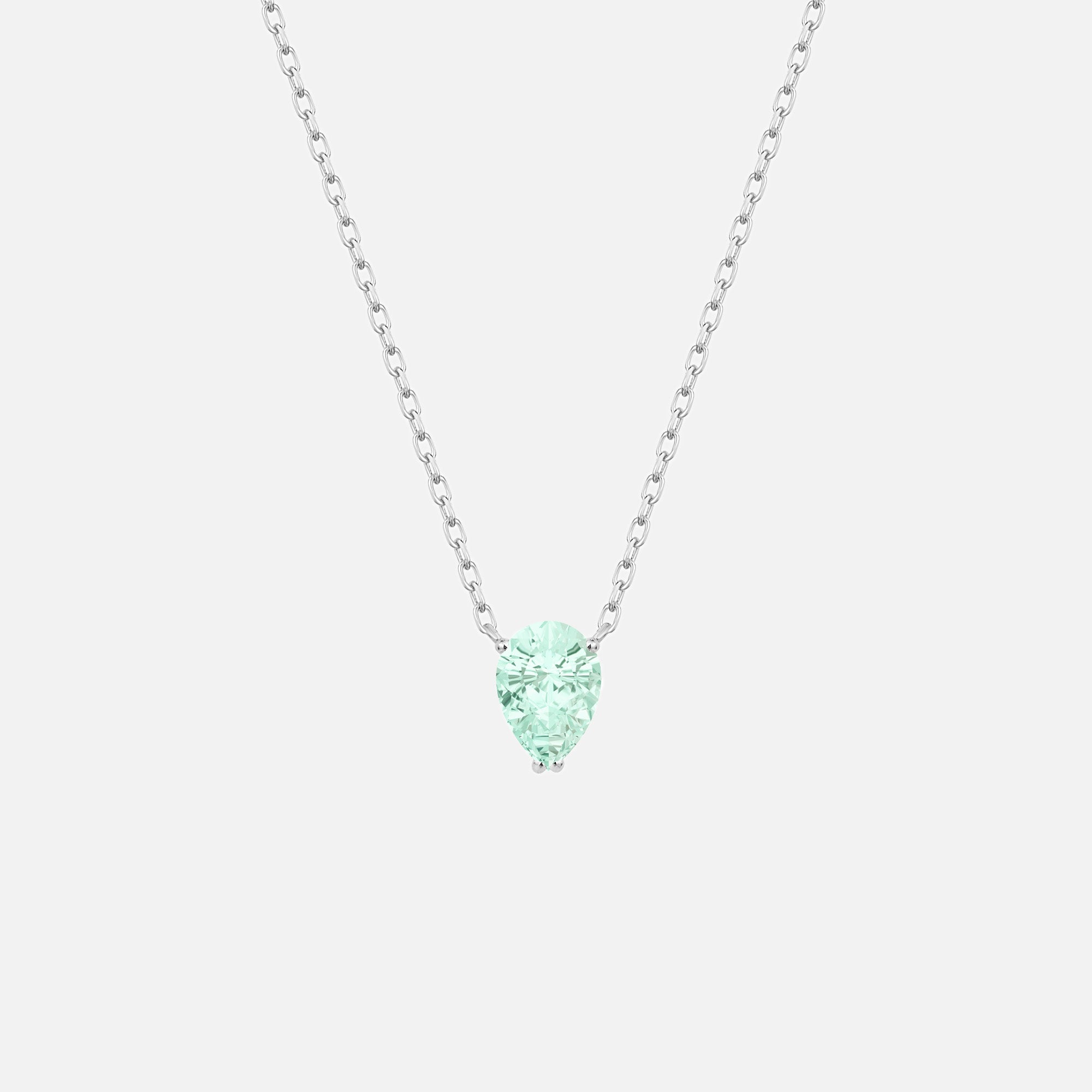 Silberne Solitär Drop Türkis Kette mit türkisfarbenem Zirkonia-Tropfen Anhänger, Vorderansicht.