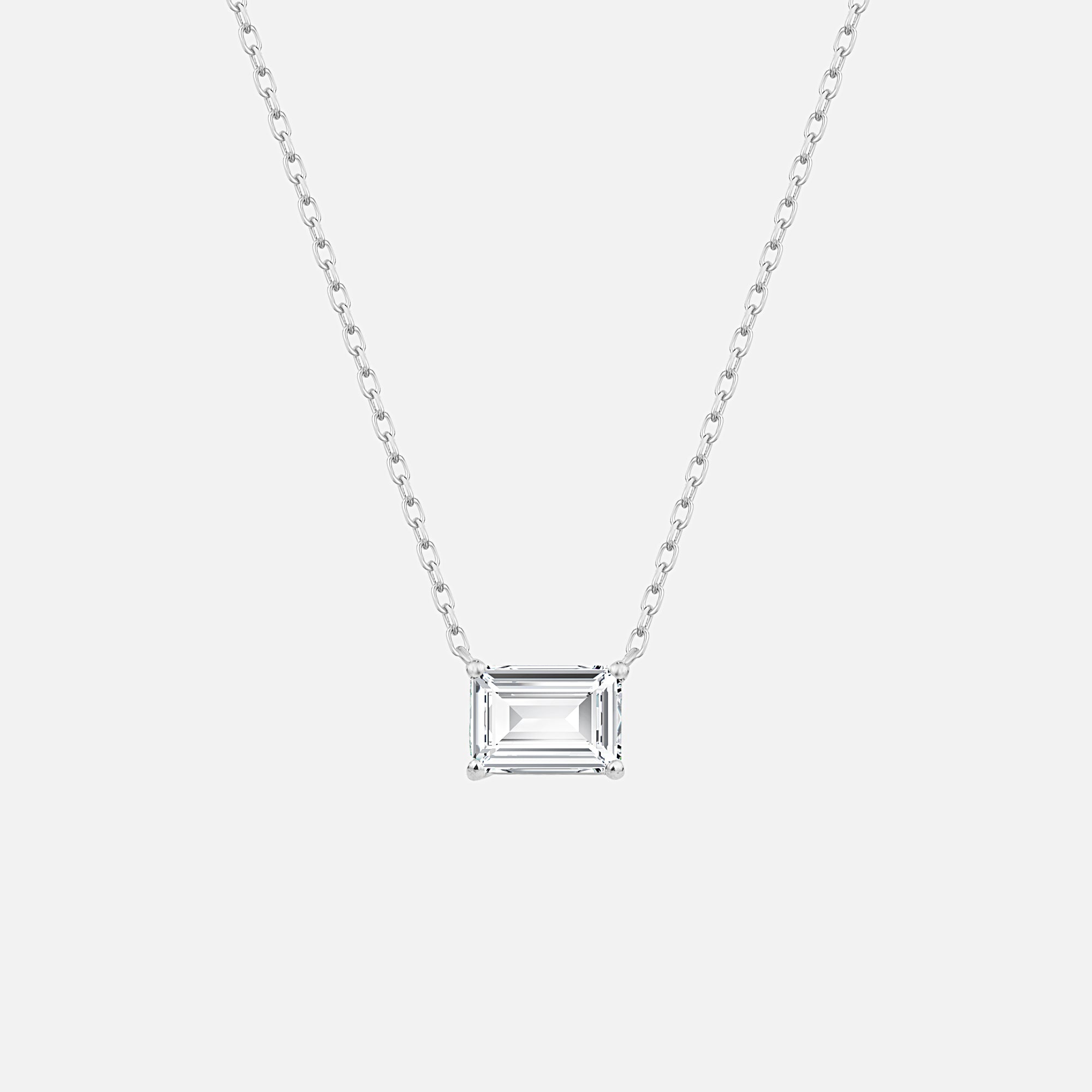 Solitär White Emerald Cut Chain in Silber: klarer Zirkonia im Smaragdschliff an feiner 925 Silberkette.