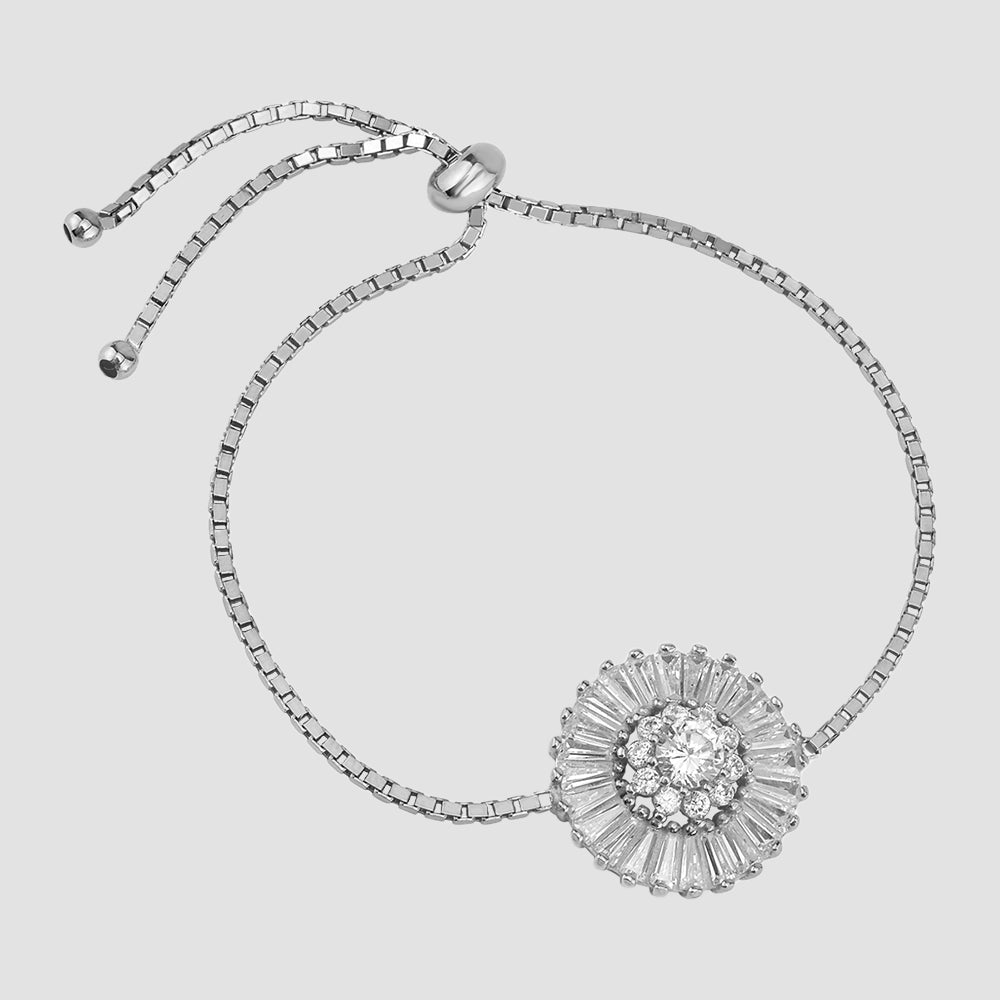 Verstellbares SunShine Silberarmband mit funkelndem Zirkonia-Sonnenmotiv.